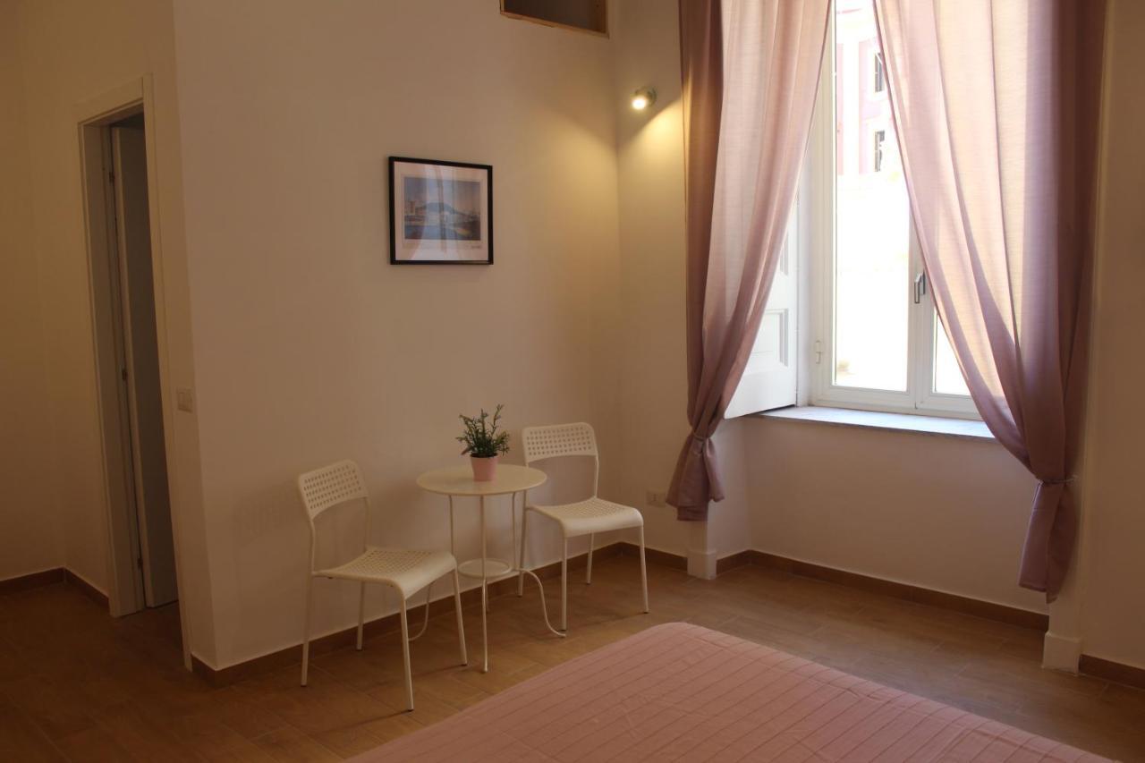 Casa Laura Oliva Mancini Naples