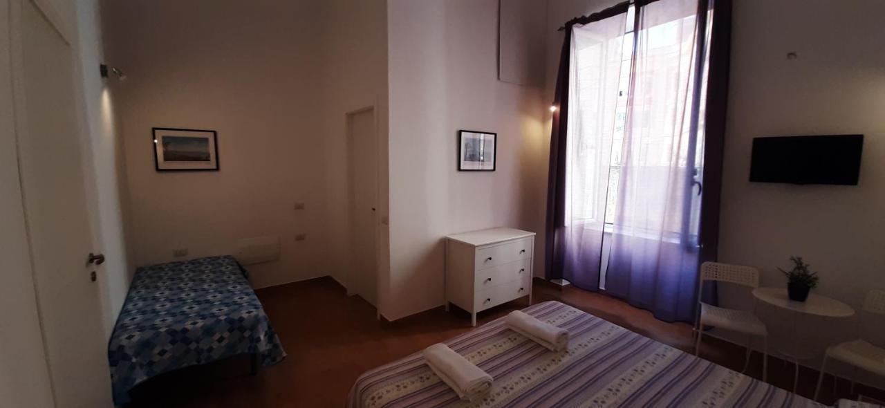 Casa Laura Oliva Mancini Couette-café Naples